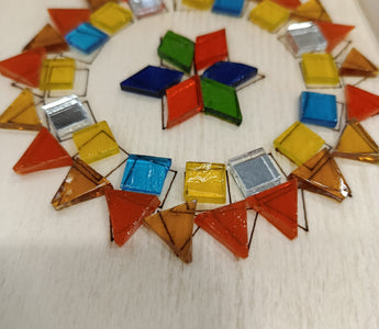 How Can You Make Your Own Unique Christmas Lamp or Christmas Lantern in Leicester?
