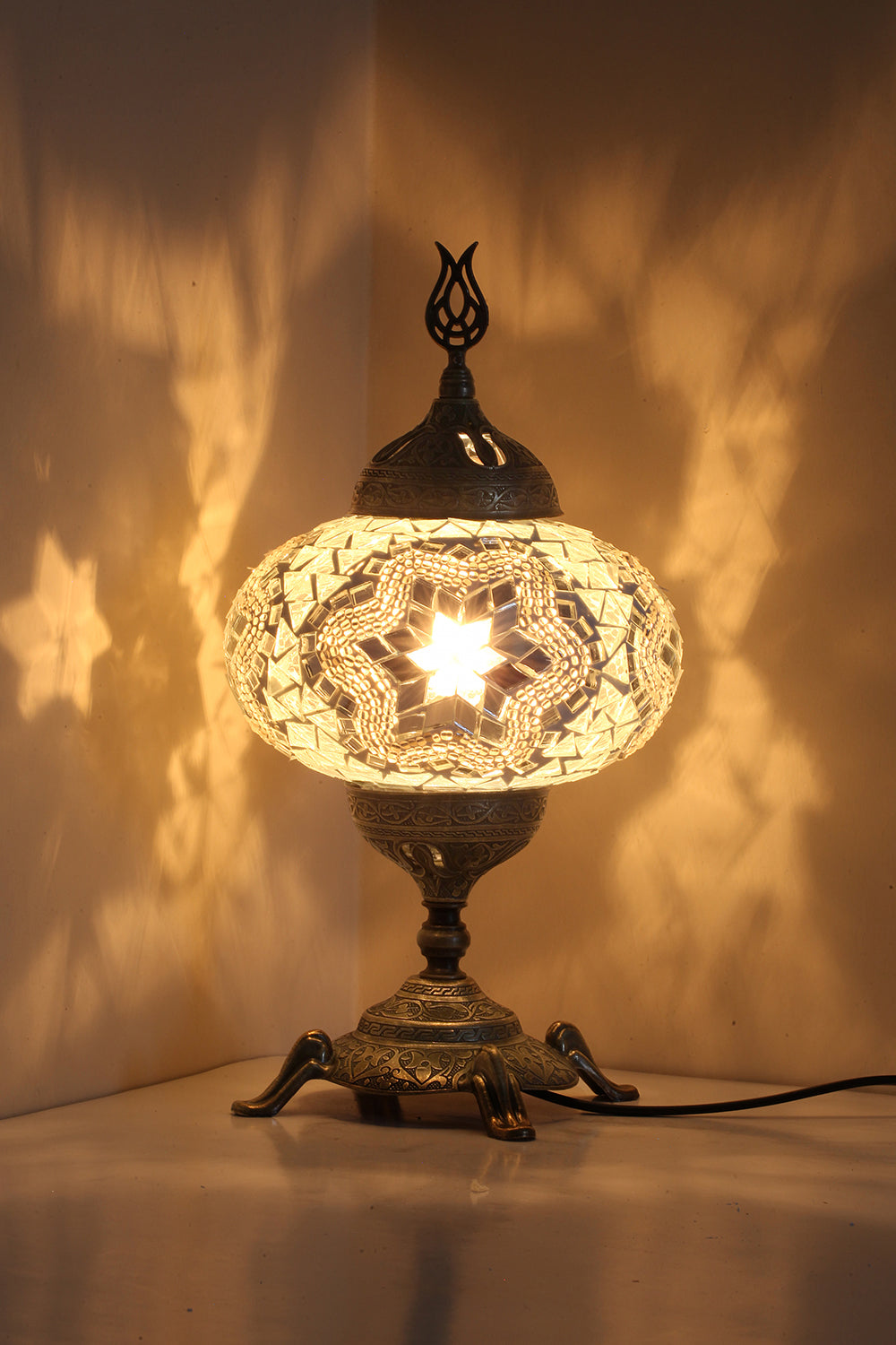 AUTHENTIC TABLE MOSAIC LAMP